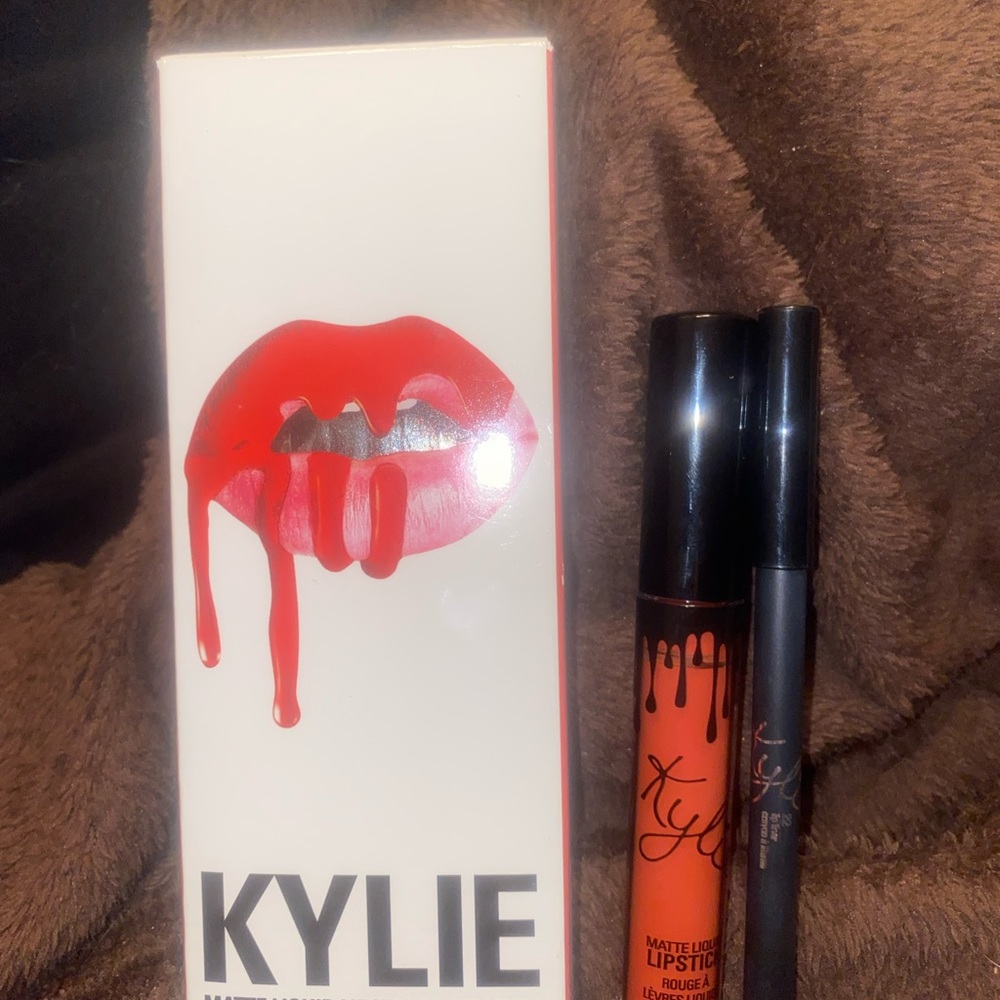 Kylie Cosmetics 22 Lipkit